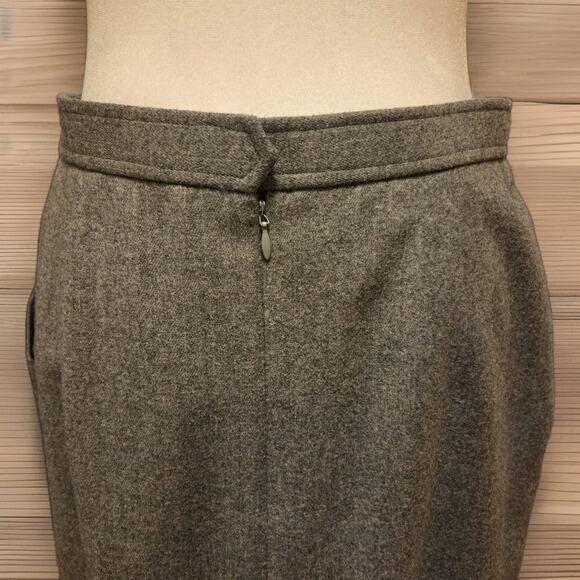 Vtg 80s Evan Picone Gray Career Collarless Suit Coat And Pleated Skirt Pockets - Picture 12 of 15